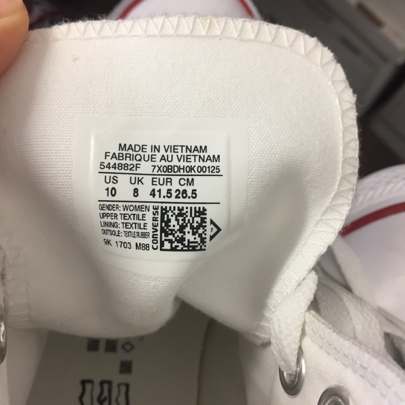 Studded converse - Picture 8 of 8